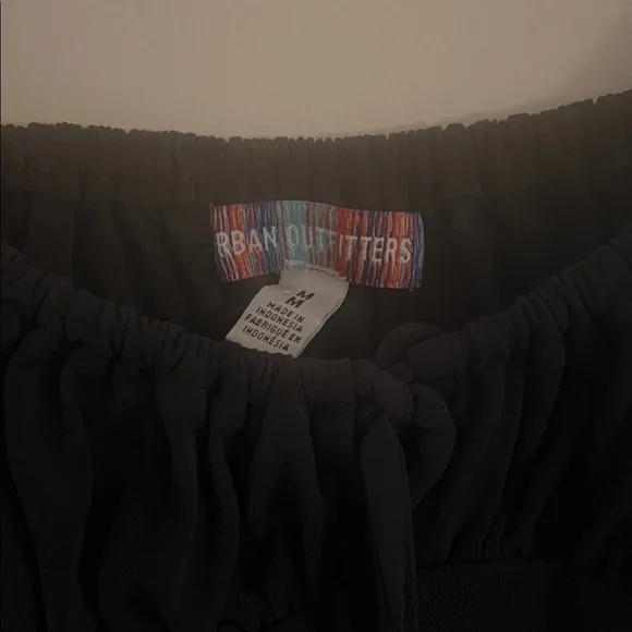 Urban Outfitters Classic Black Top - Picture 2 of 3